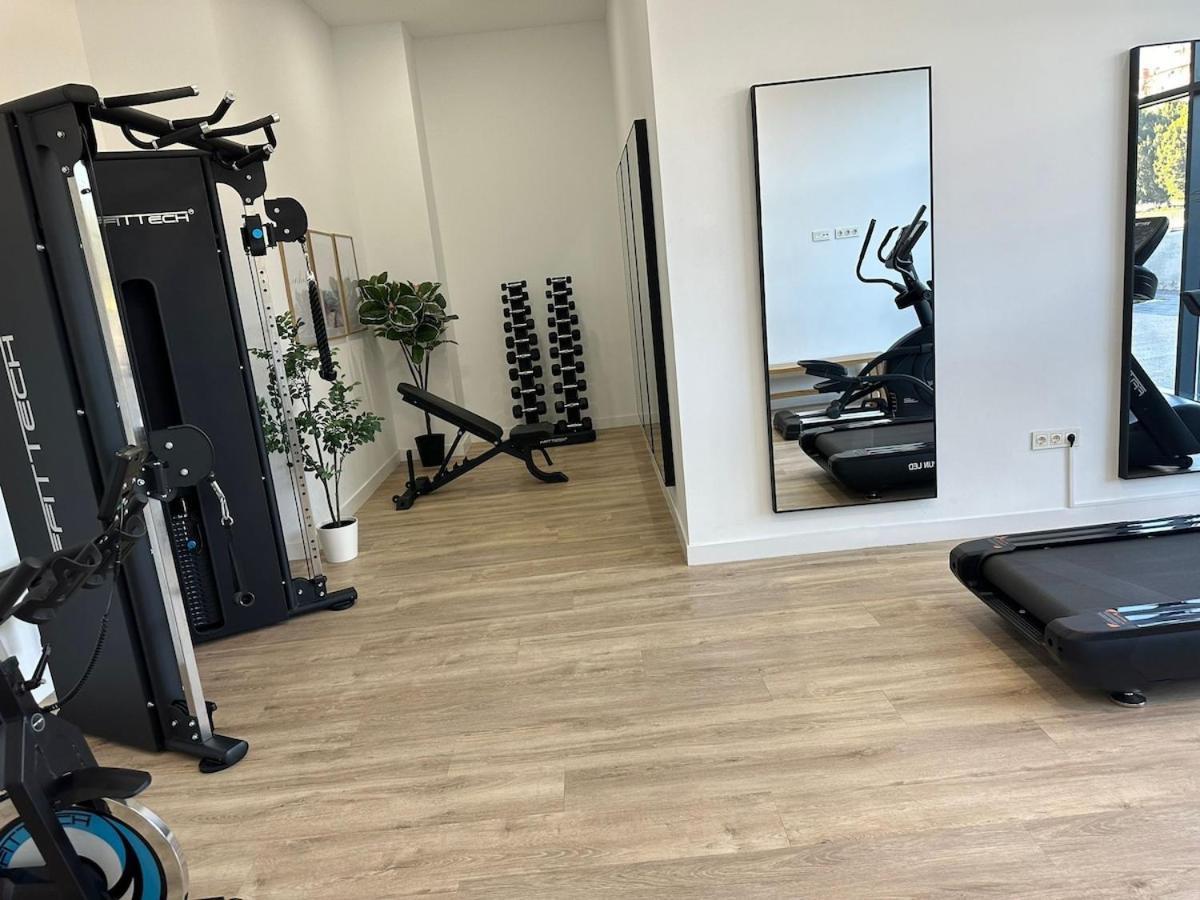 Live Your Dream In Apartment *