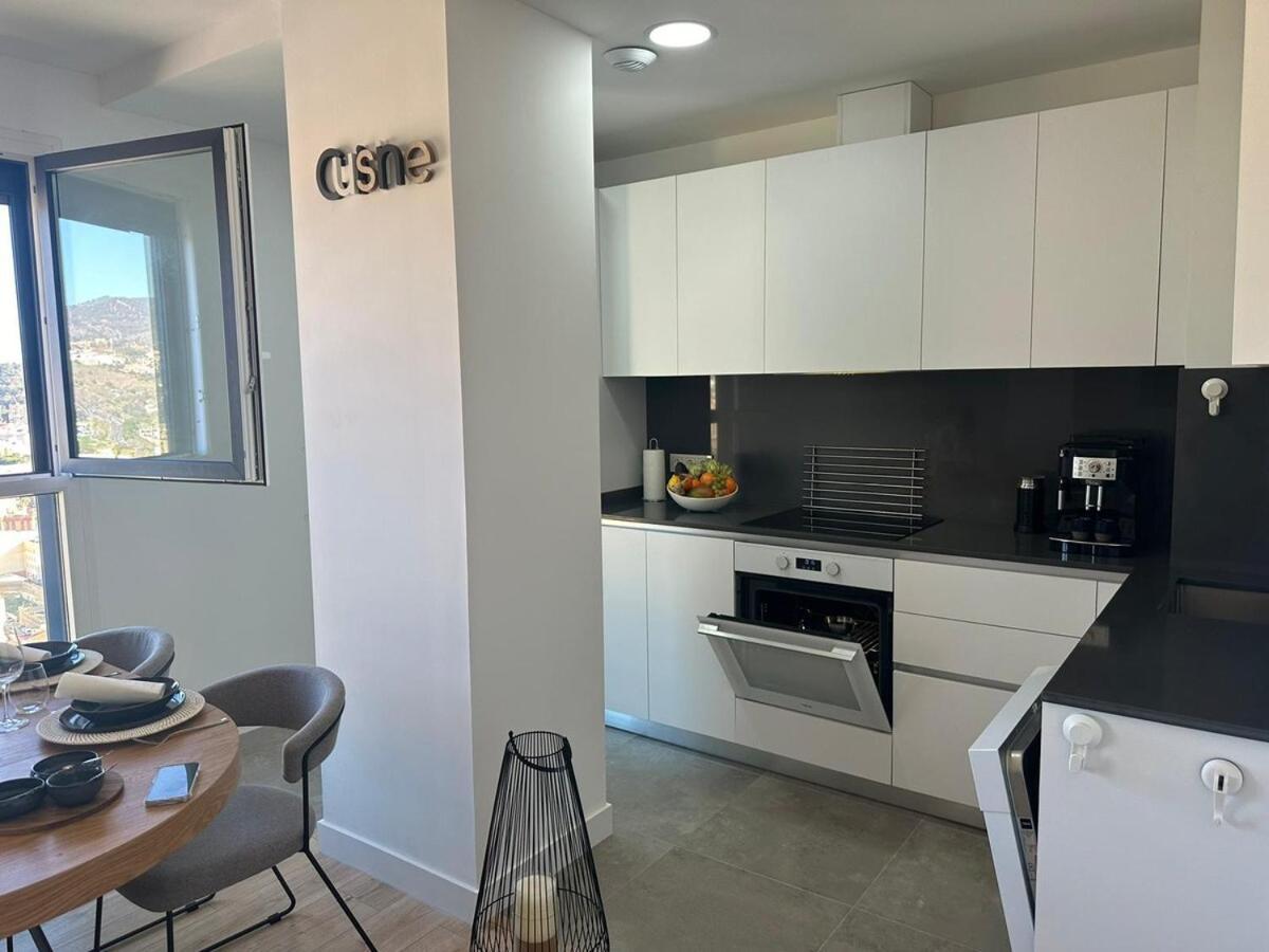 Live Your Dream In Apartment *